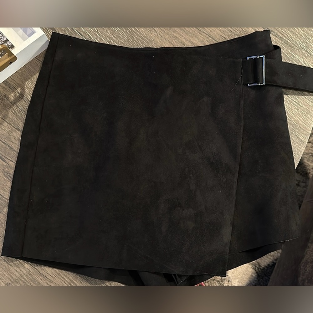 Zara Black Suede Skort